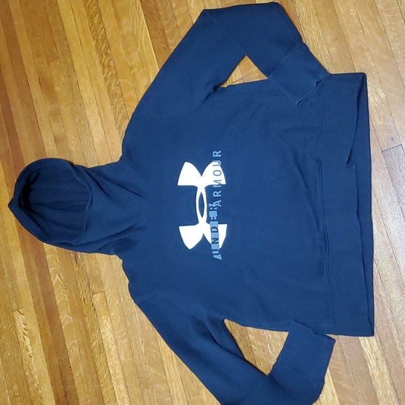 Under Armour Sweatshirt with turtleneck hood and kangaroo pouch. L - Picture 1 of 6